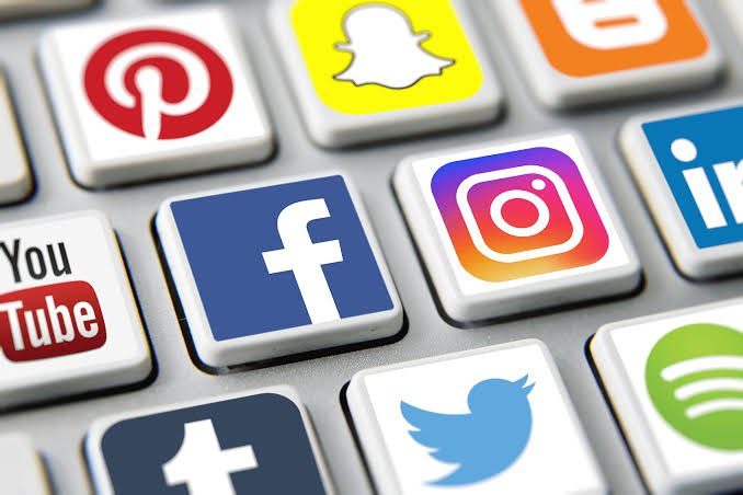 Social Media Stuff EmbedTree: Complete Guide to Organizing Your Online Presence